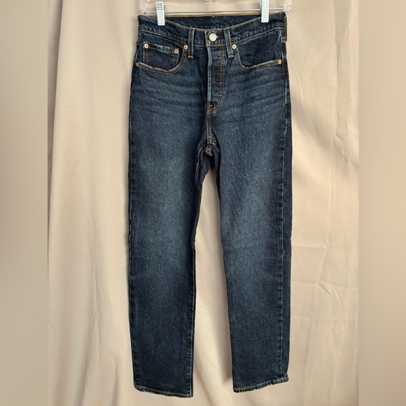 Levi’s Original Fit 501 Jeans in Dark Wash- size 26 - Picture 3 of 10